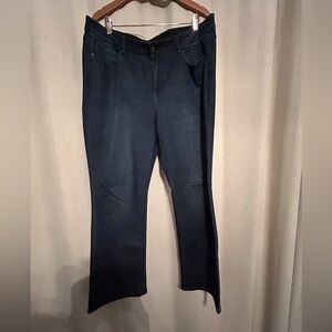 Lane Bryant Venezia Plus Size Jean size 18.